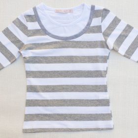 חולצת סיגלית אפור