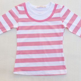 חולצת סיגלית ורוד