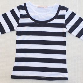 חולצת סיגלית כחול ניבי