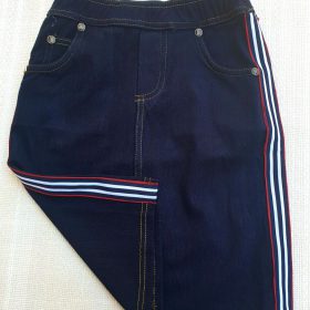 חצאית טוהר כחול כהה