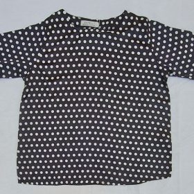 חולצת יונית שחור נקודות