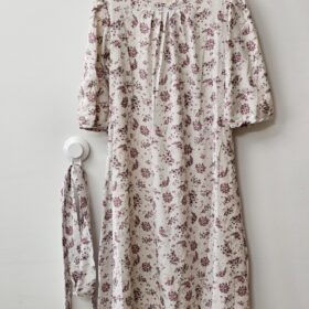 שמלת אפריל לבן